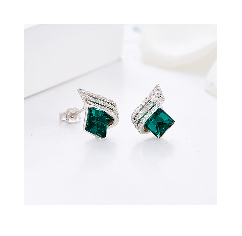 Earrings with Shiny Cubic and Crystal
